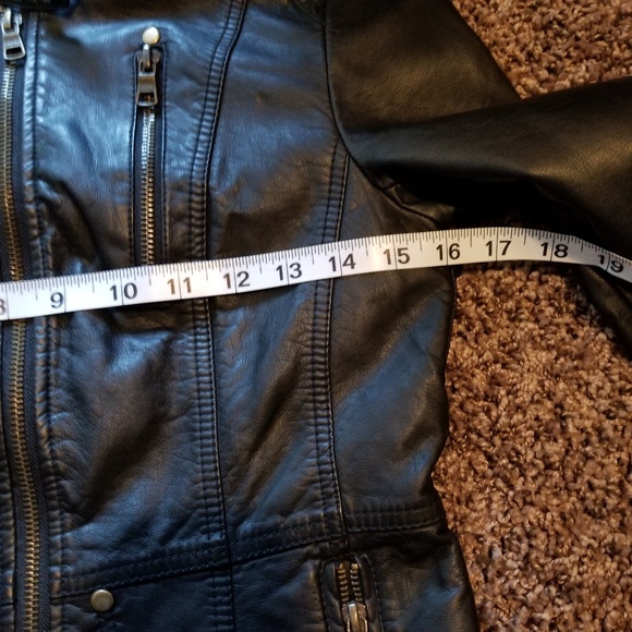 Jacket - Picture 4 of 6